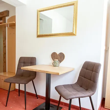 Haus Steinbock Bed & Breakfast
