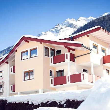 Haus Steinbock Bed & Breakfast Neustift im Stubaital