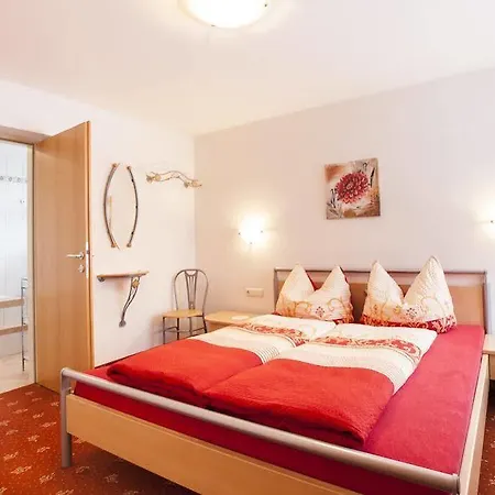 Haus Steinbock Bed & Breakfast Neustift im Stubaital