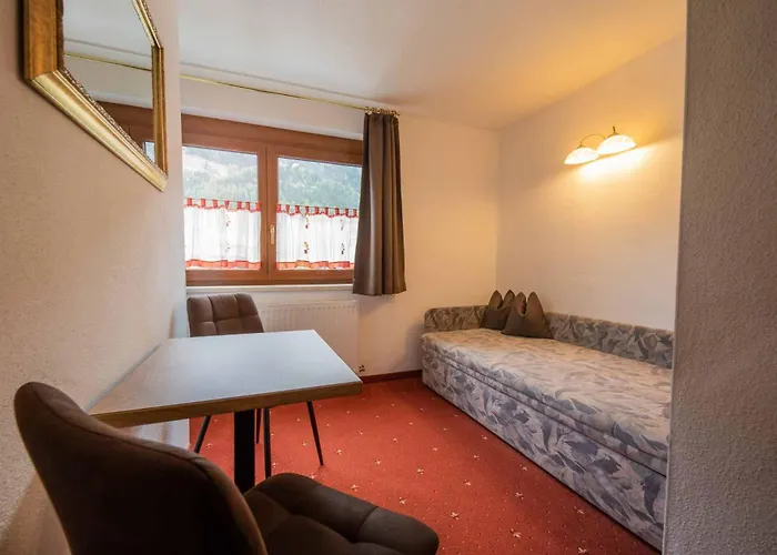 Haus Steinbock Bed & Breakfast Neustift im Stubaital