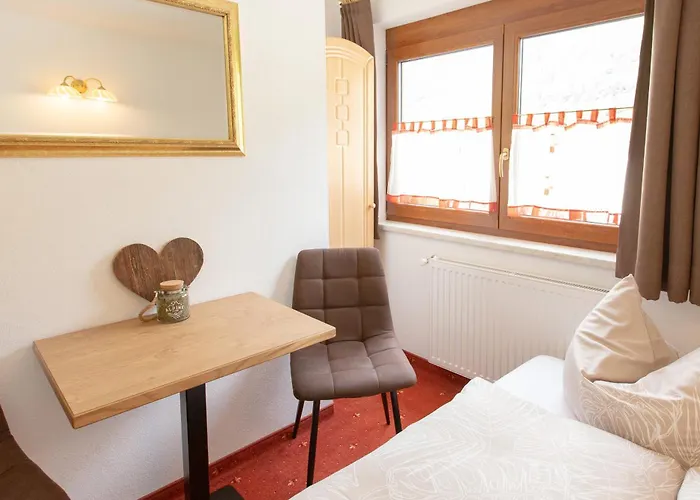 Haus Steinbock Bed & Breakfast 3*