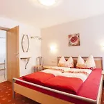 Haus Steinbock Couette-café Neustift im Stubaital