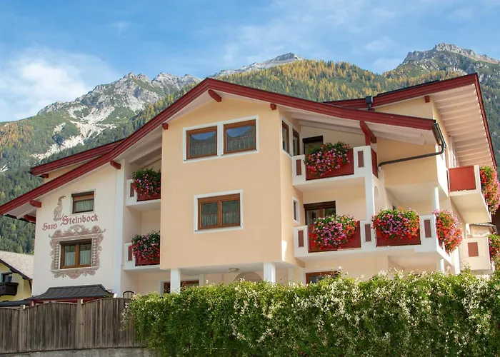 Couette-café Haus Steinbock 3*